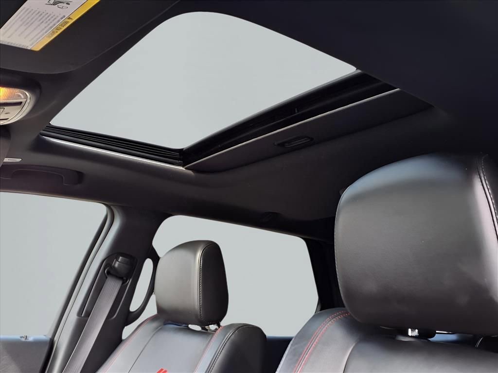 Used 2023 Dodge Durango GT image 24