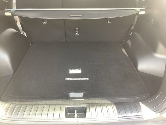 Used 2022 Hyundai Tucson SEL w/ Cargo Package AWD/4WD image 12