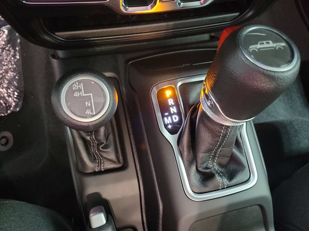 New 2026 Jeep Gladiator Sport AWD/4WD image 15