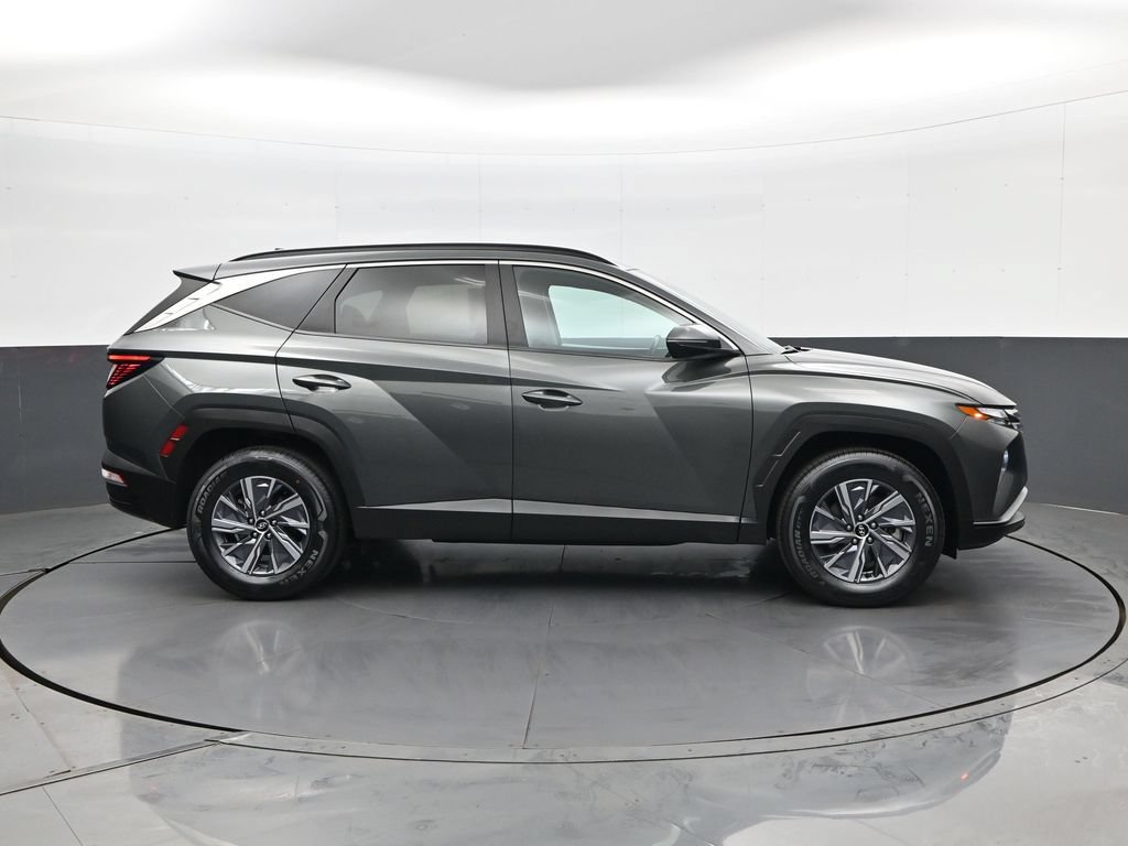 Certified 2022 Hyundai Tucson Blue w/ Cargo Package AWD/4WD image 4