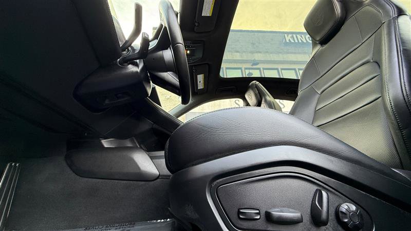 Used 2022 Porsche Taycan GTS image 10