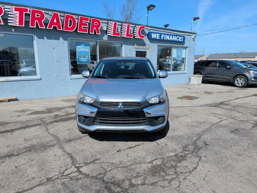 Used 2016 Mitsubishi Outlander Sport ES FWD image 2