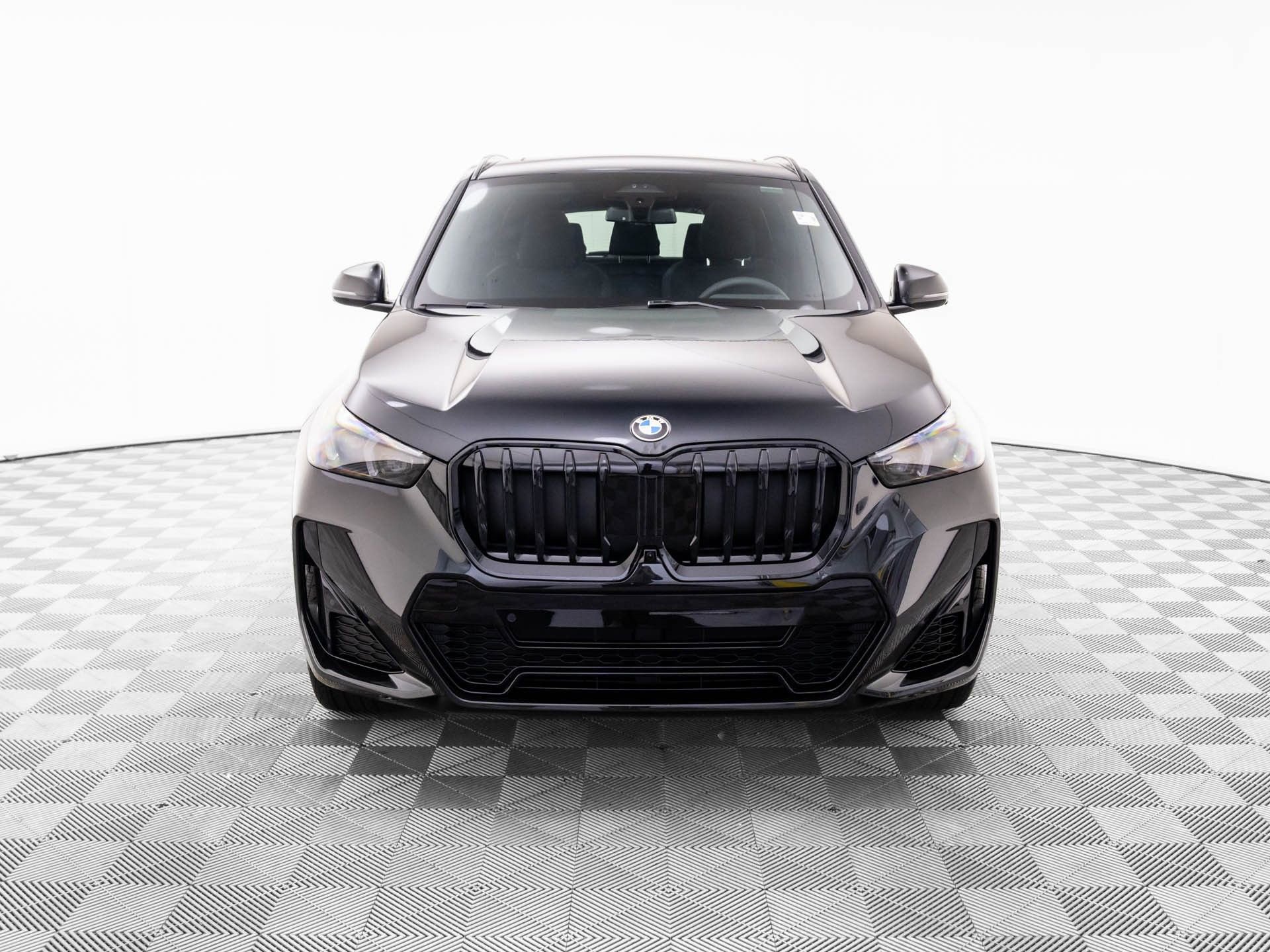 Certified 2025 BMW X1 xDrive28i w/ Technology Package image 9