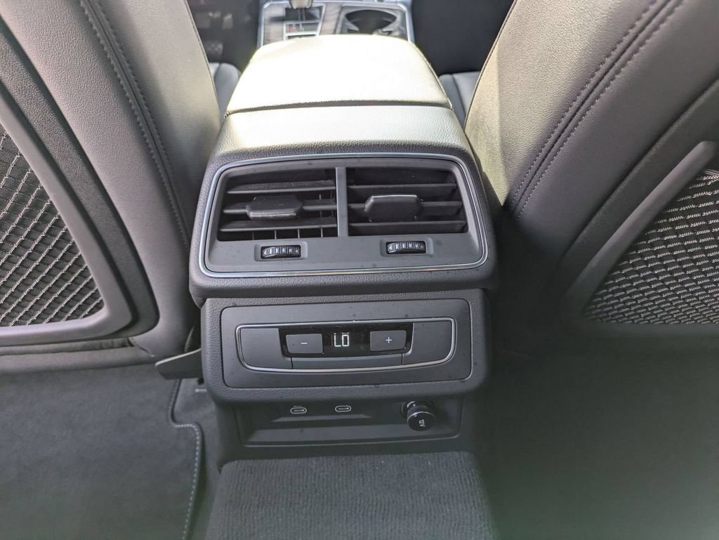 Used 2024 Audi A6 2.0T Premium w/ Convenience Package AWD/4WD image 15