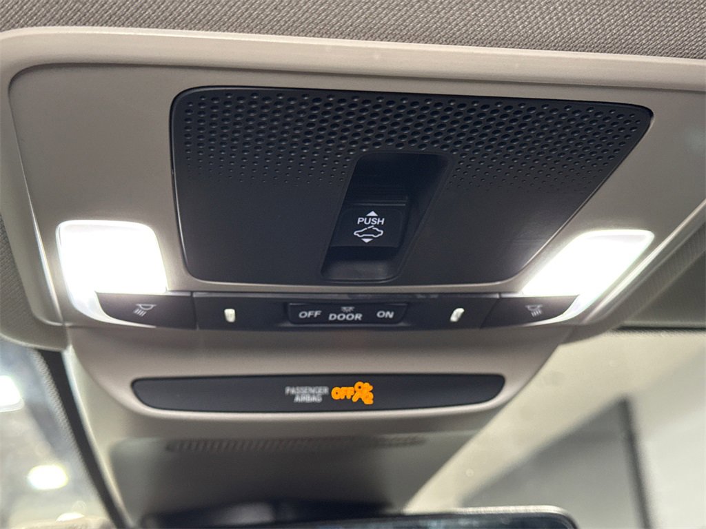 Used 2024 Honda HR-V EX-L image 22