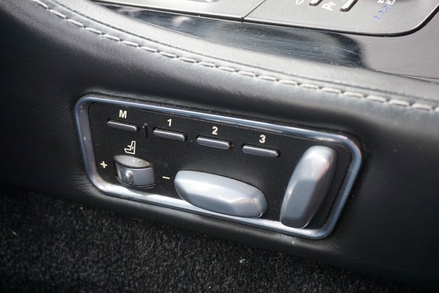 Used 2012 Aston Martin Rapide Luxe image 29