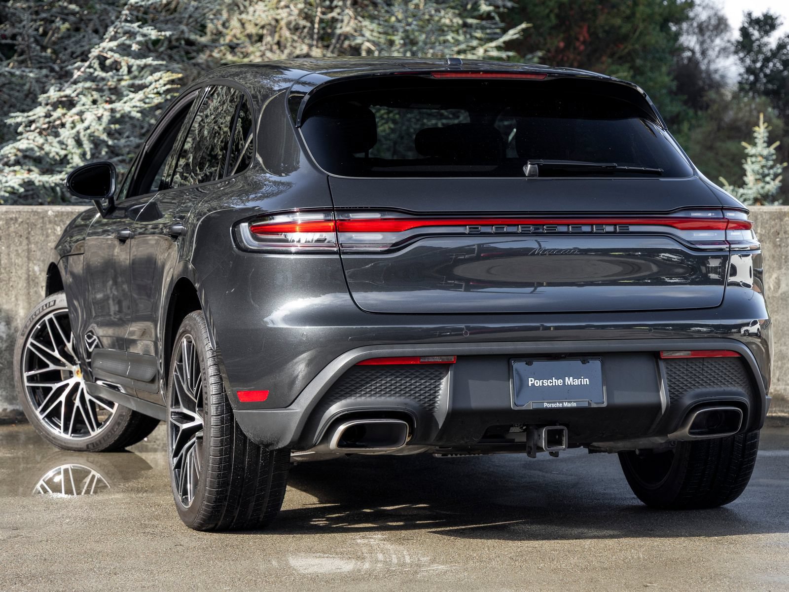 Certified 2026 Porsche Macan AWD/4WD image 3