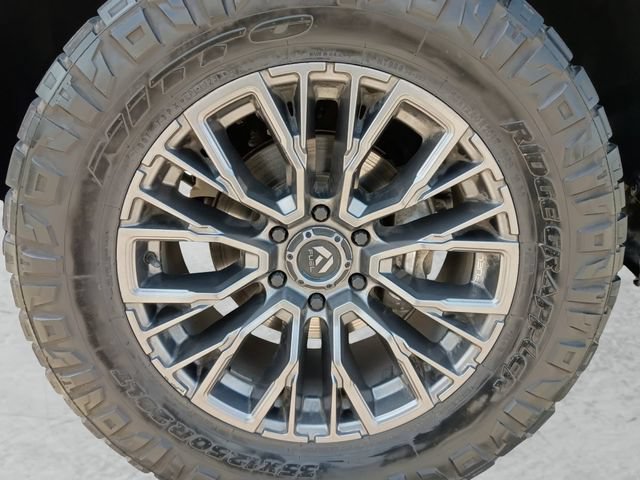 Used 2023 GMC Sierra 1500 Denali Ultimate AWD/4WD image 23
