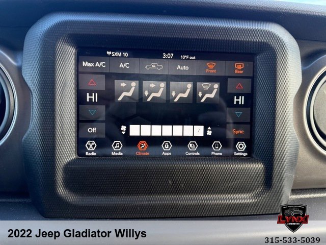 Used 2022 Jeep Gladiator Willys AWD/4WD image 13