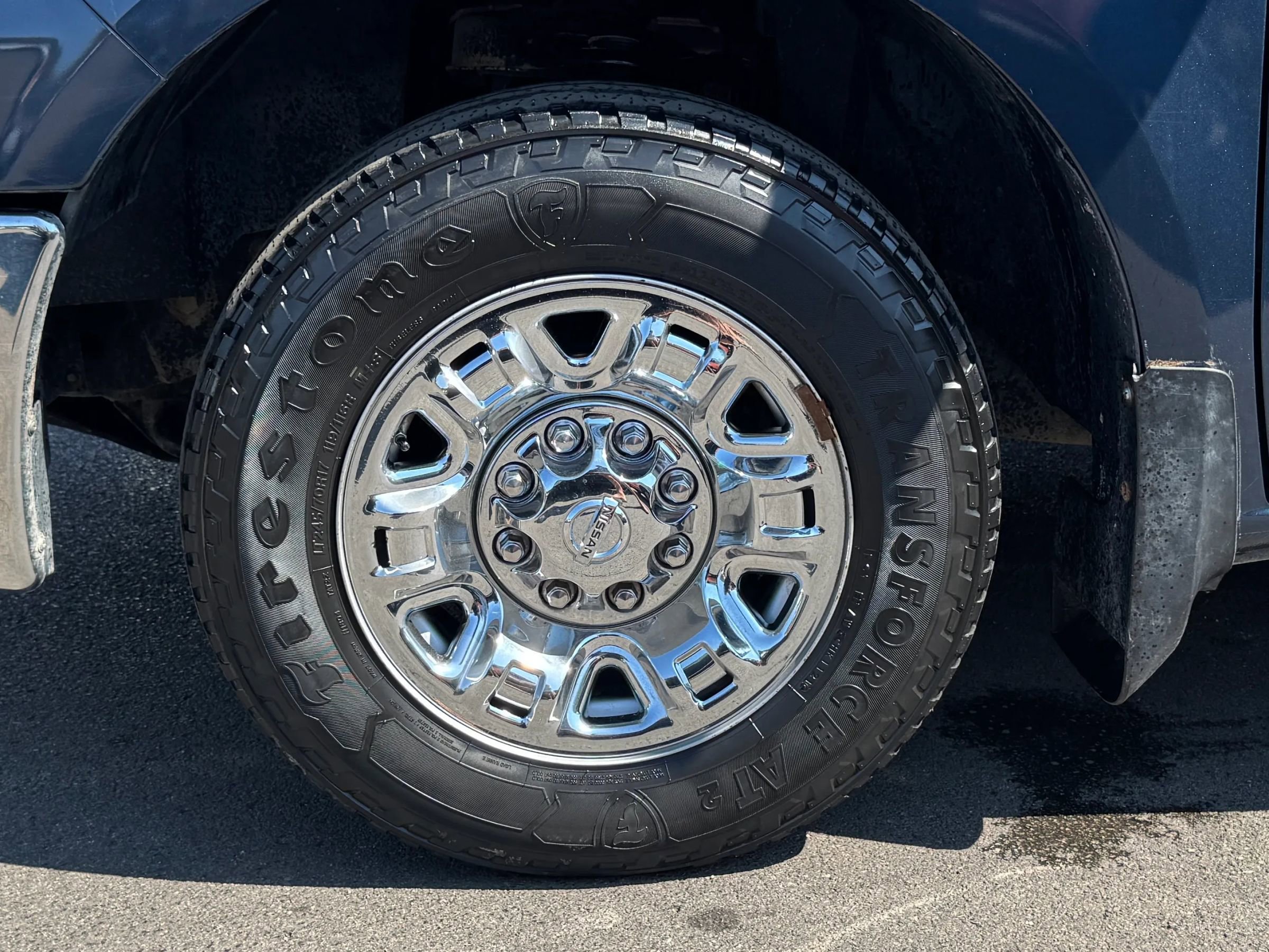 Used 2020 Nissan NV 3500 SL image 9