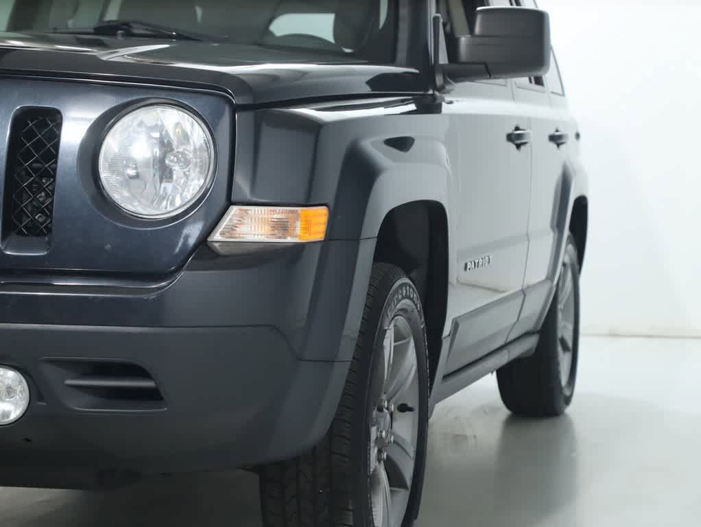 Used 2014 Jeep Patriot High Altitude FWD image 4
