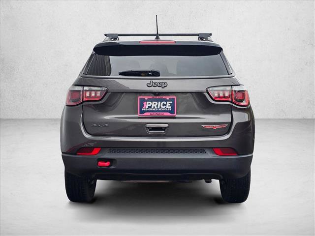 Used 2019 Jeep Compass Trailhawk image 4