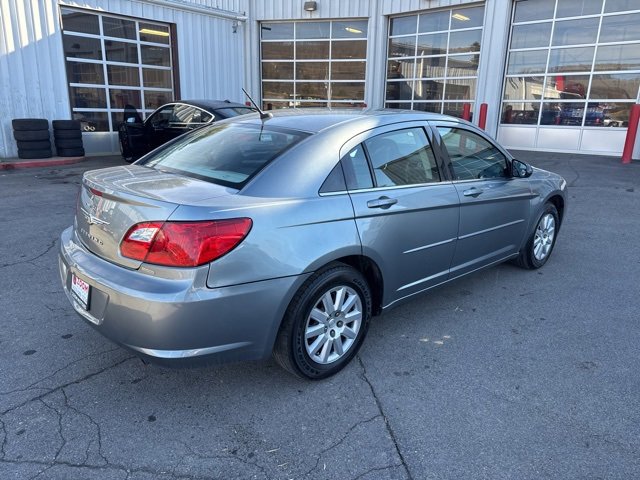 Used 2010 Chrysler Sebring Touring image 8