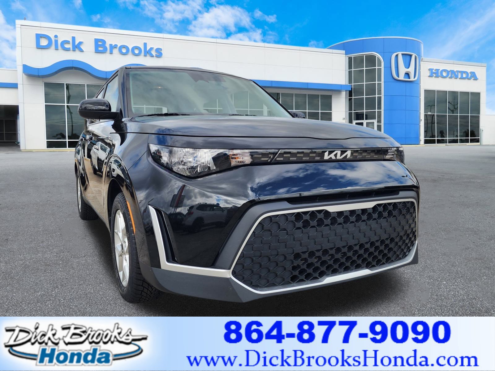 Used 2023 Kia Soul LX w/ Option Group 015