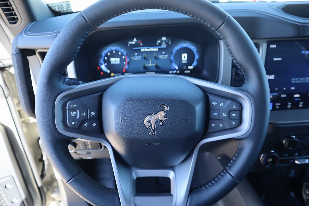 New 2025 Ford Bronco Outer Banks image 3