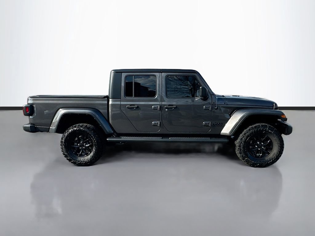 Used 2022 Jeep Gladiator Sport image 8