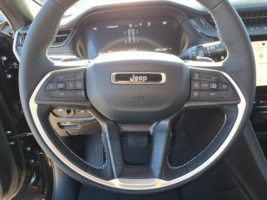 New 2026 Jeep Grand Cherokee Altitude image 18