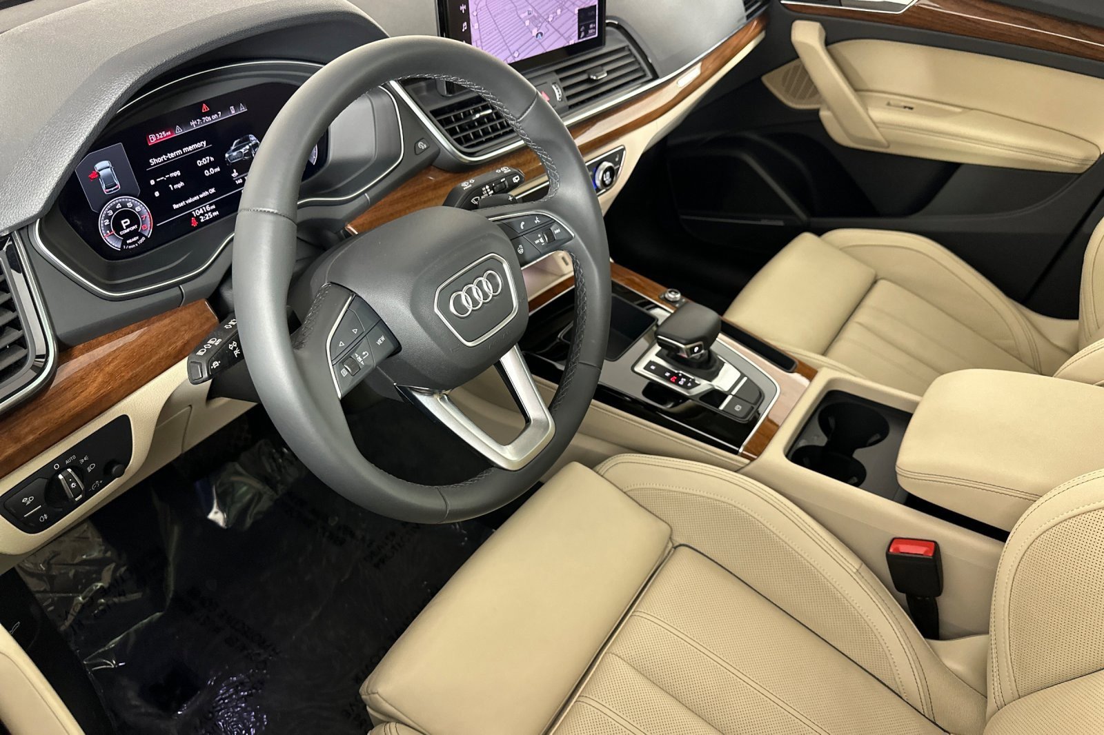 Used 2023 Audi Q5 2.0T Premium Plus w/ Premium Plus Package image 9