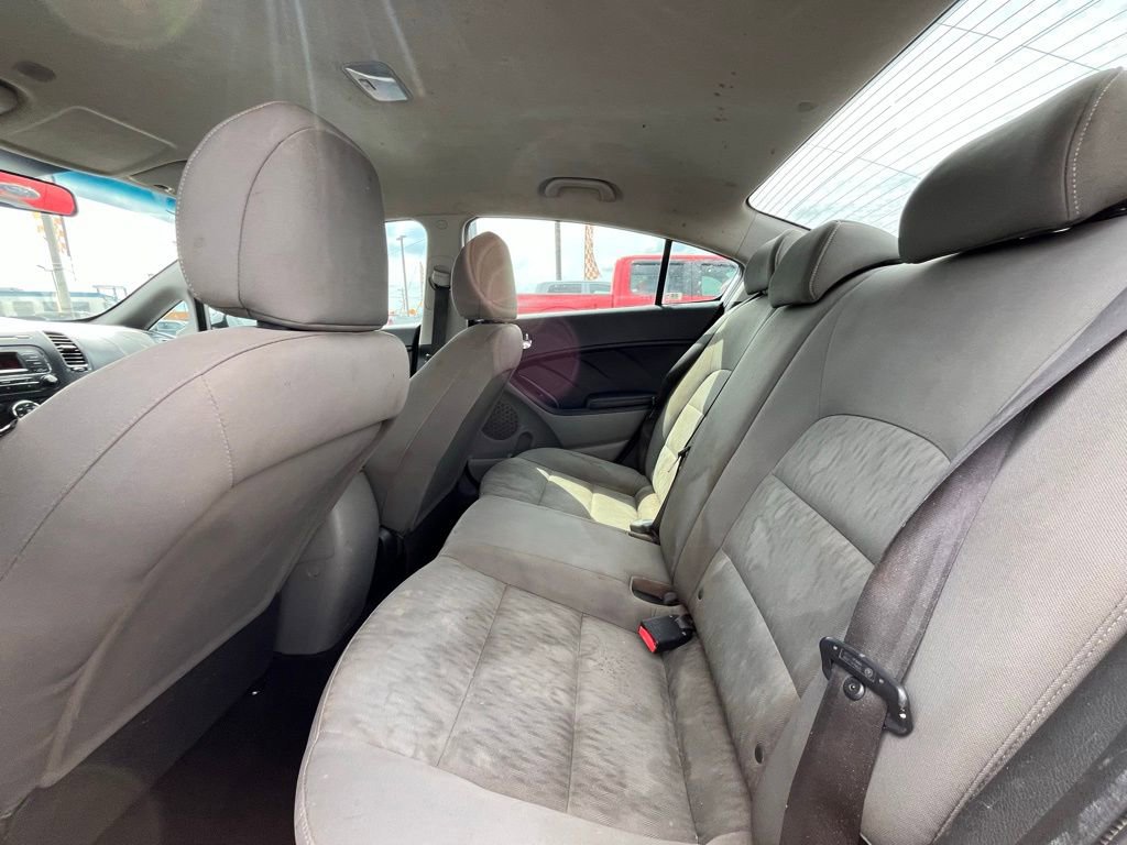 Used 2015 Kia Forte LX FWD image 15