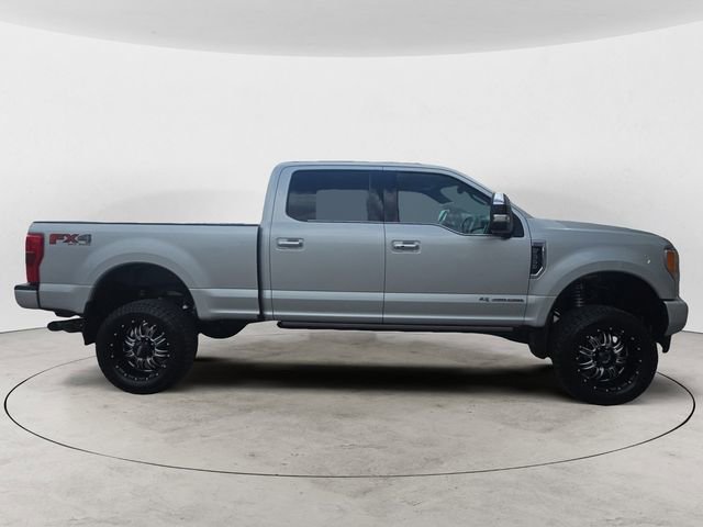 Used 2017 Ford F350 Platinum w/ Platinum Ultimate Package AWD/4WD image 6