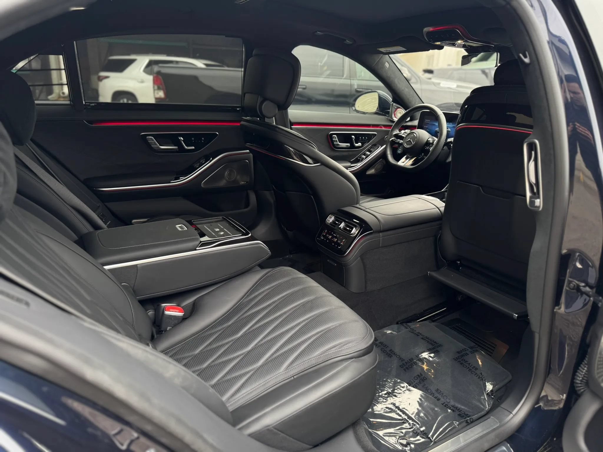 Used 2024 Mercedes-Benz S 63 AMG S image 38