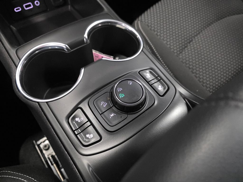 Used 2023 GMC Terrain SLE w/ Driver Convenience Package image 20