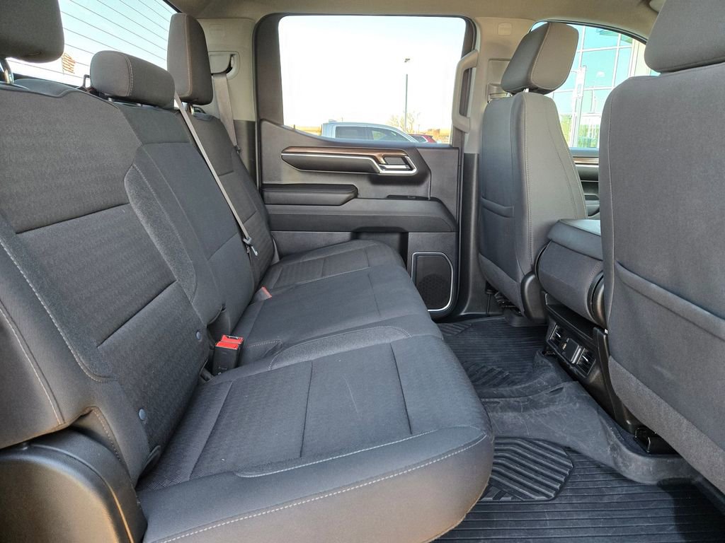 Used 2023 Chevrolet Silverado 1500 LT w/ Z71 Off-Road Package AWD/4WD image 24