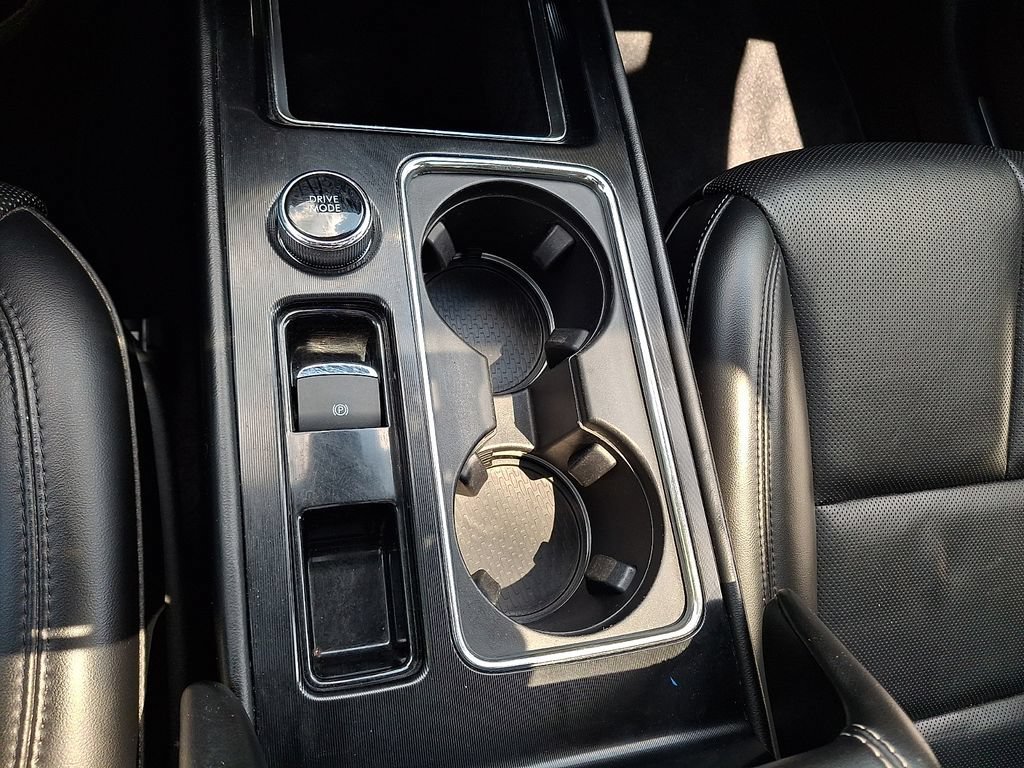 Certified 2021 Lincoln Corsair AWD w/ Premium Package image 26