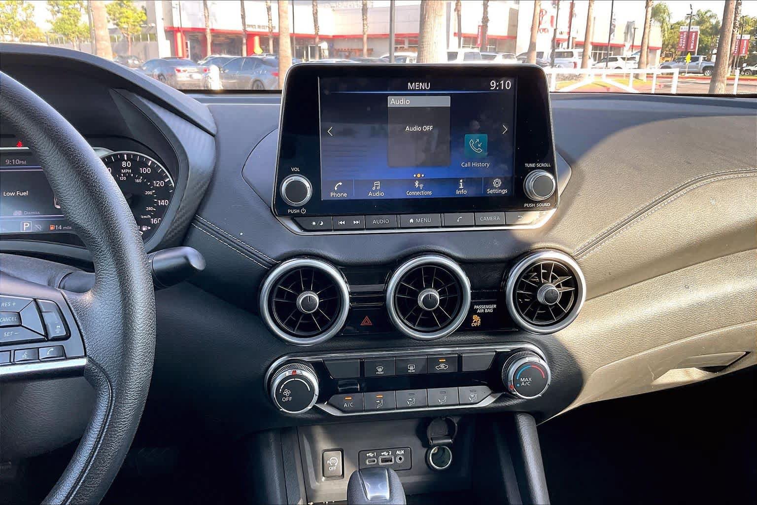 Used 2024 Nissan Sentra SV FWD image 32