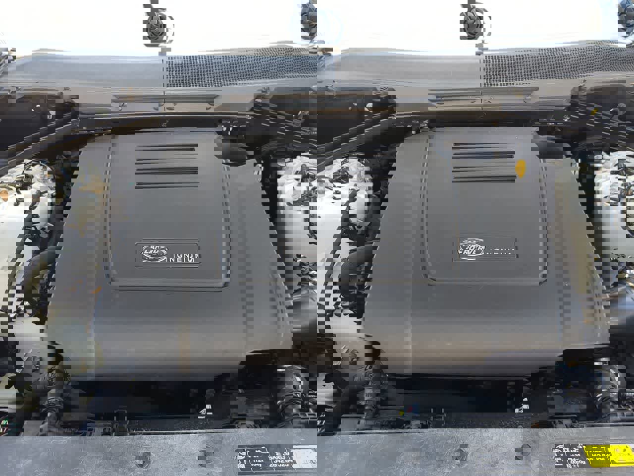 Used 2022 Land Rover Defender 110 S image 15