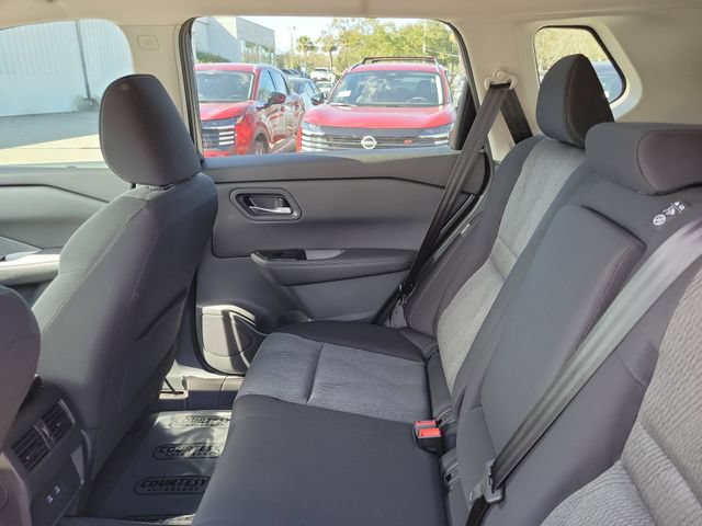New 2026 Nissan Rogue SV FWD image 27