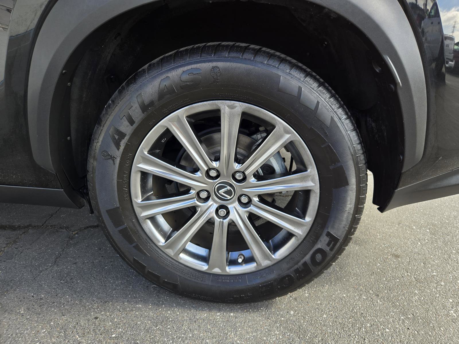 Used 2019 Lexus NX 300h AWD image 35