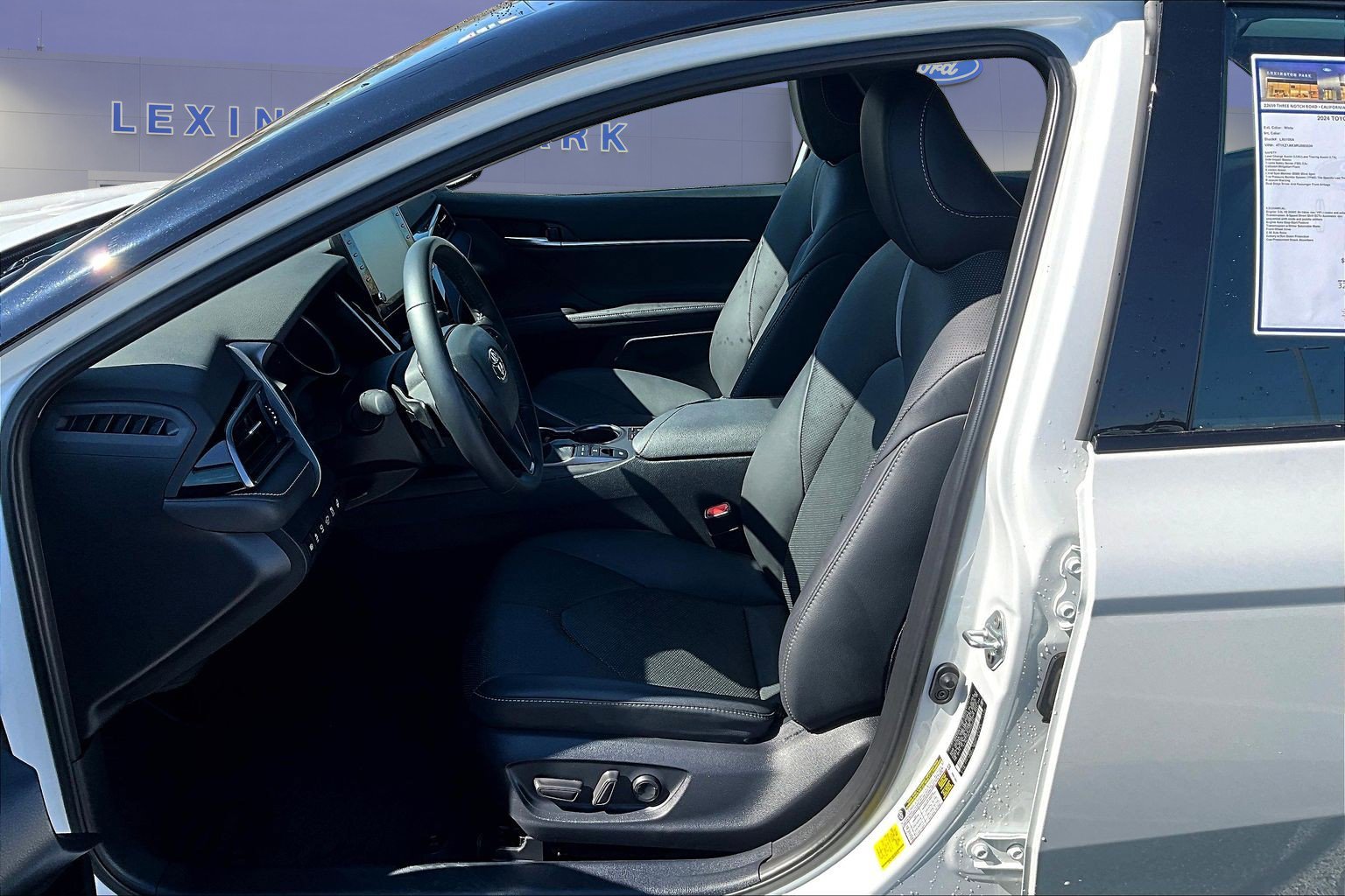 Used 2024 Toyota Camry XSE w/ Navigation Package FWD image 21