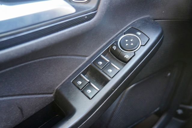 Used 2023 Ford Escape ST-Line image 25