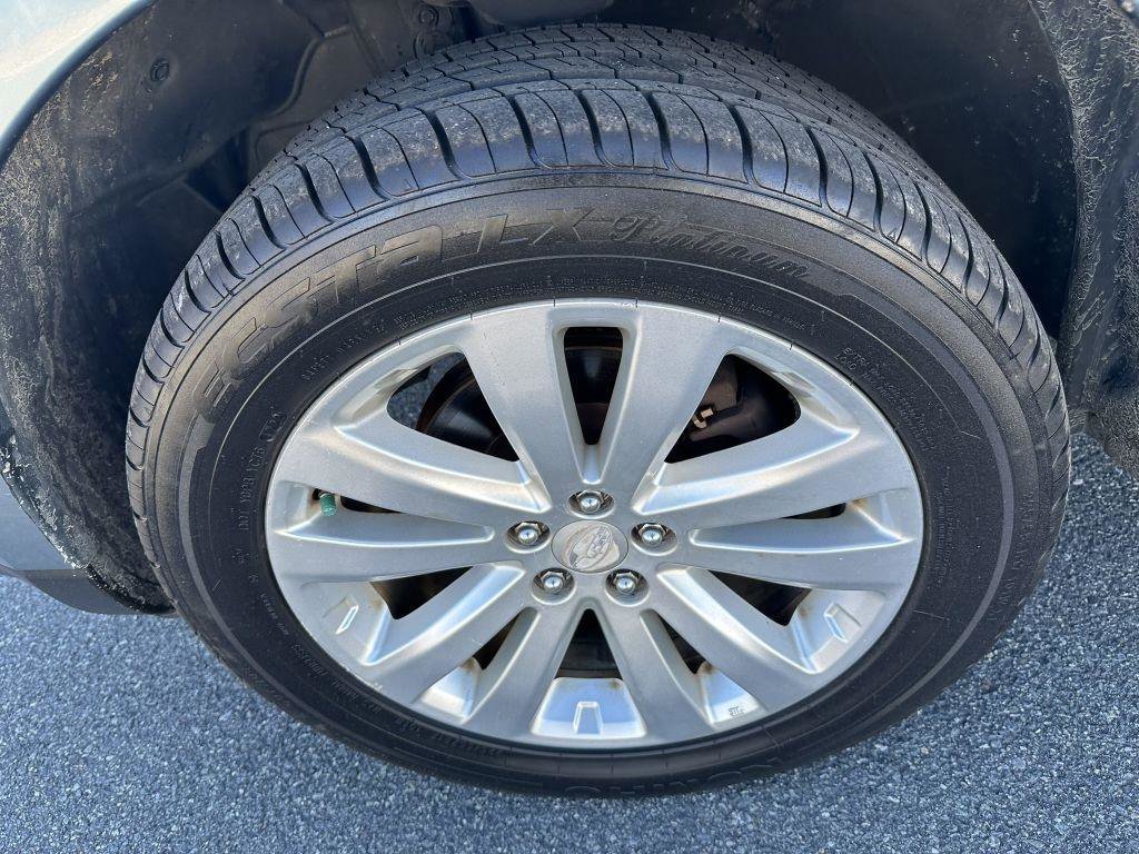 Used 2011 Subaru Forester 2.5X Touring AWD/4WD image 8