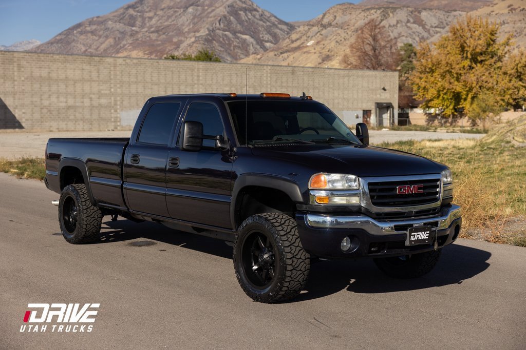 Used 2007 GMC Sierra 3500 SLT w/ Skid Plate Package image 2
