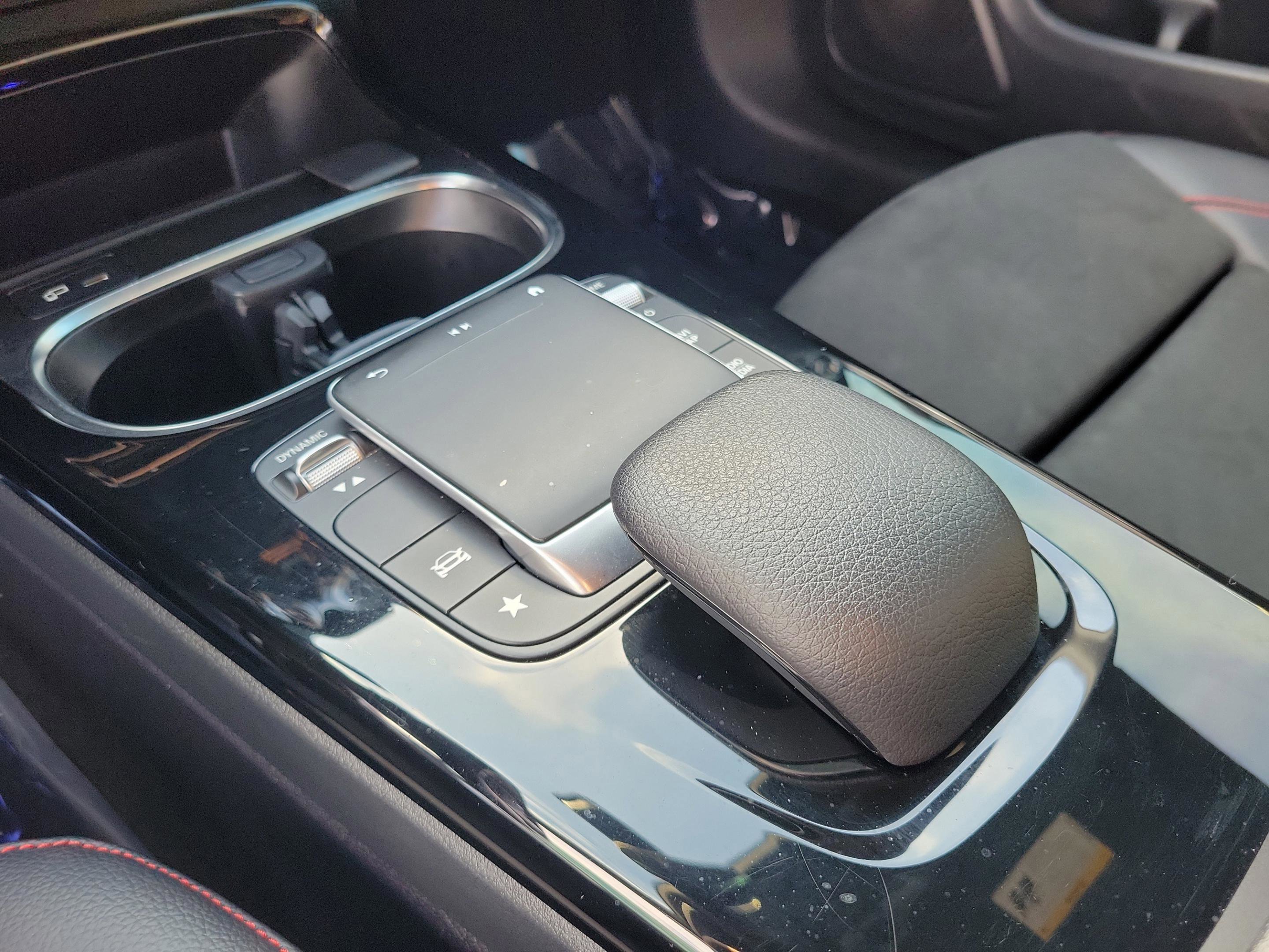 Used 2021 Mercedes-Benz CLA 250 image 32