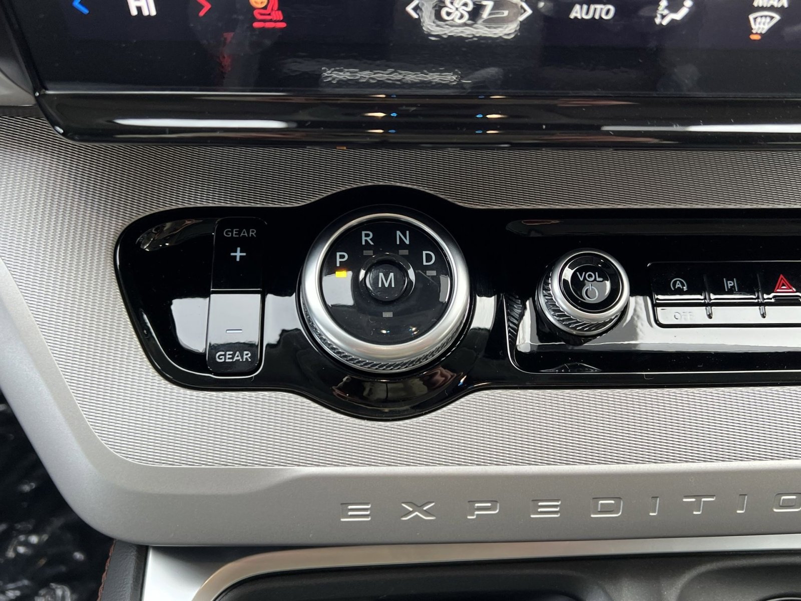 New 2025 Ford Expedition Max Active image 22