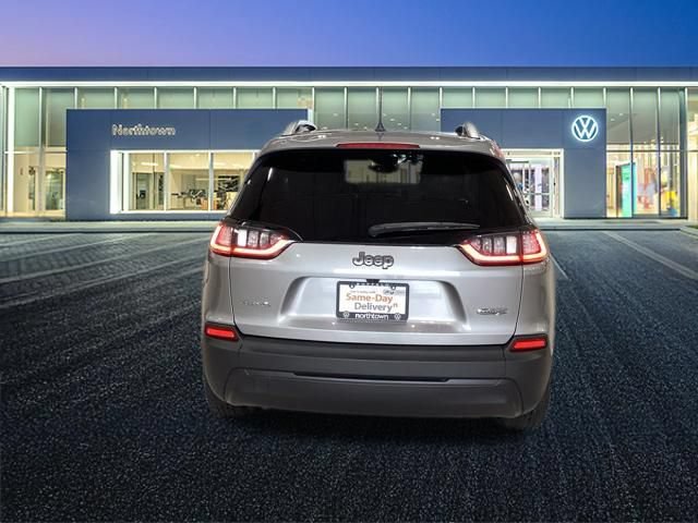 Used 2019 Jeep Cherokee Latitude Plus w/ Comfort/Convenience Group AWD/4WD image 25