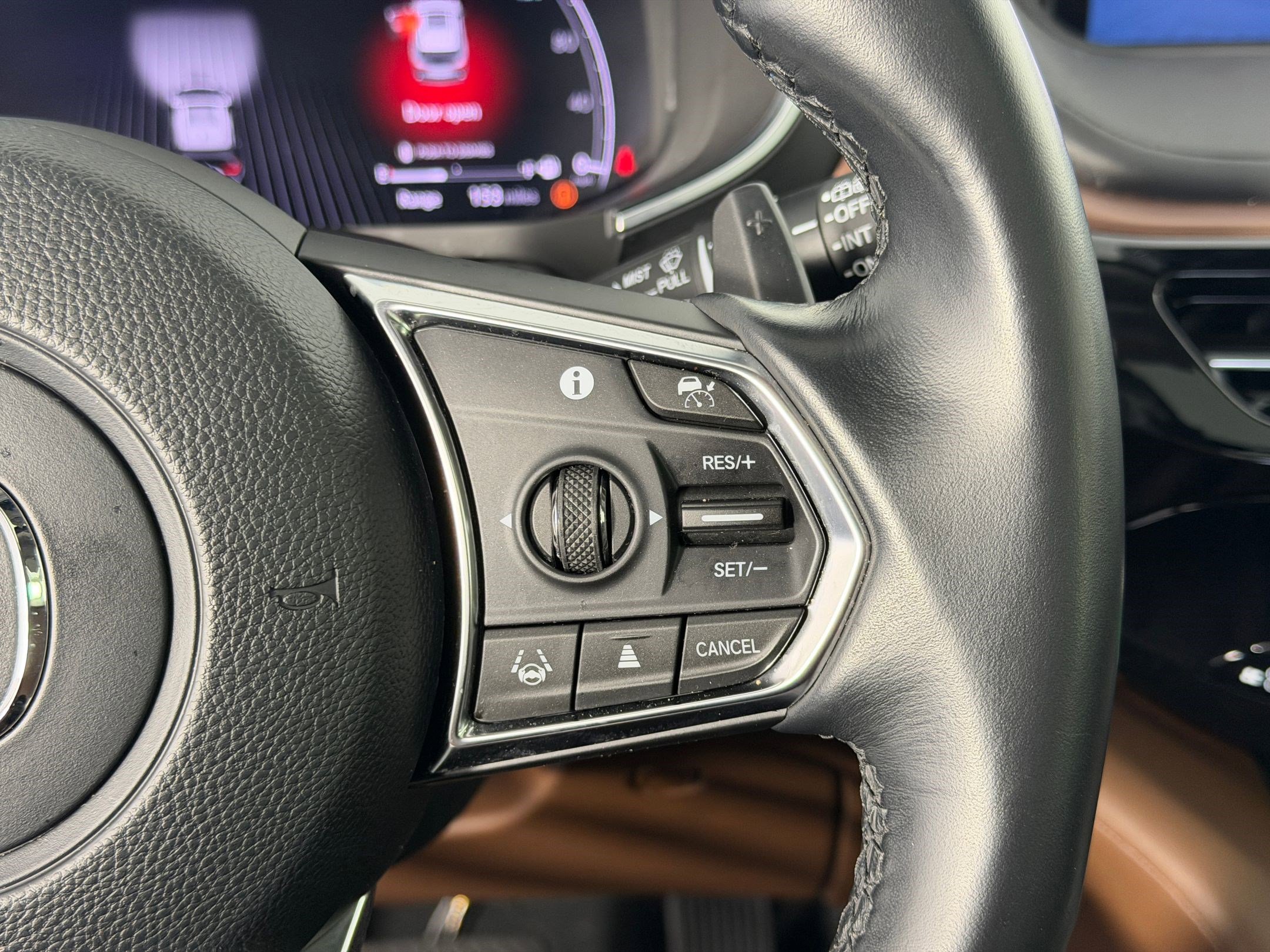 Used 2022 Acura MDX FWD w/ Technology Package image 28