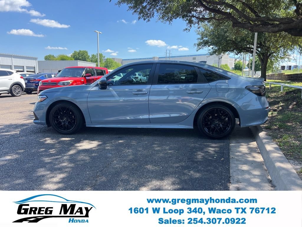 Used 2023 Honda Civic Sport image 4