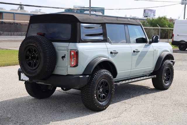 Used 2022 Ford Bronco Wildtrak image 8