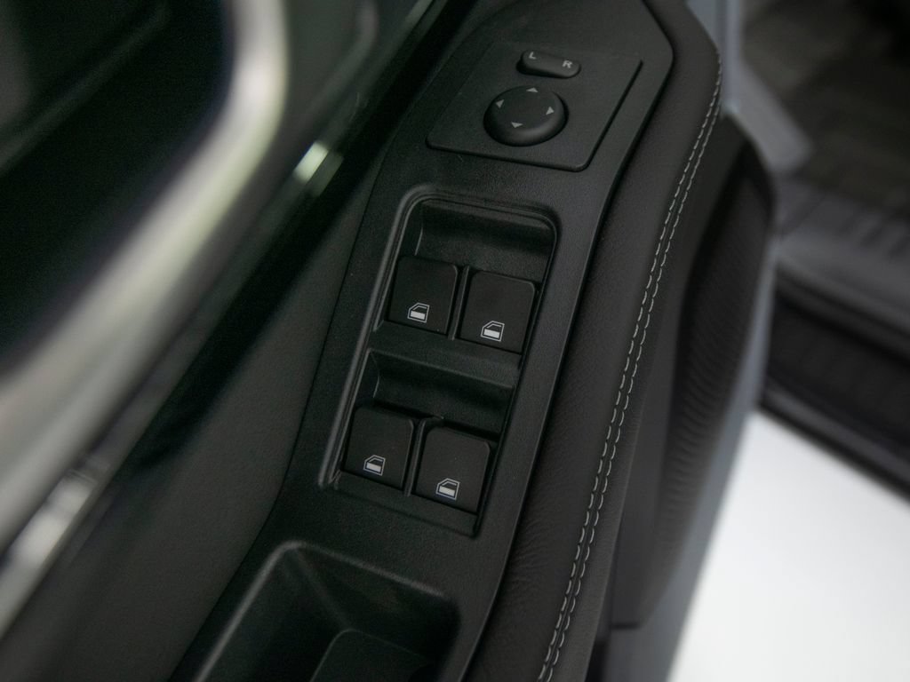 New 2026 INEOS Grenadier Fieldmaster Edition AWD/4WD image 13