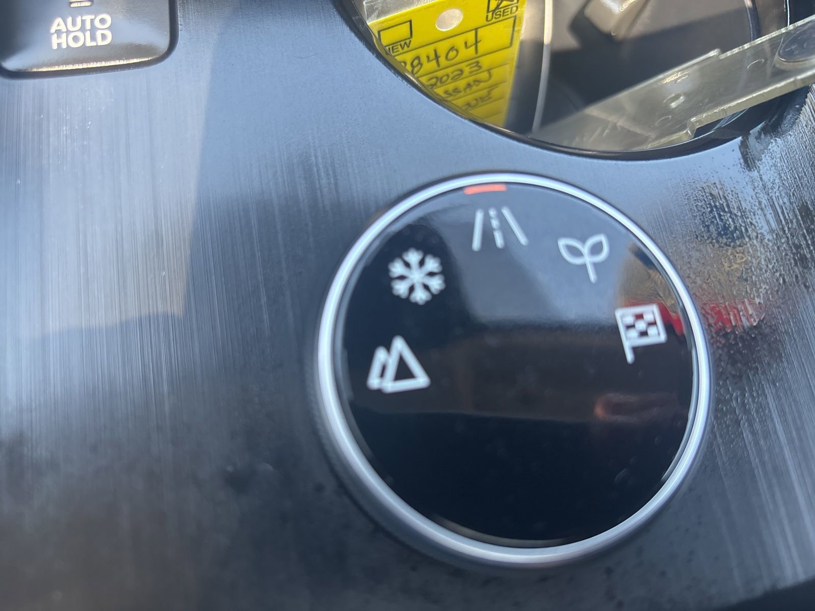 Used 2023 Nissan Rogue SL w/ SL Premium Package image 21