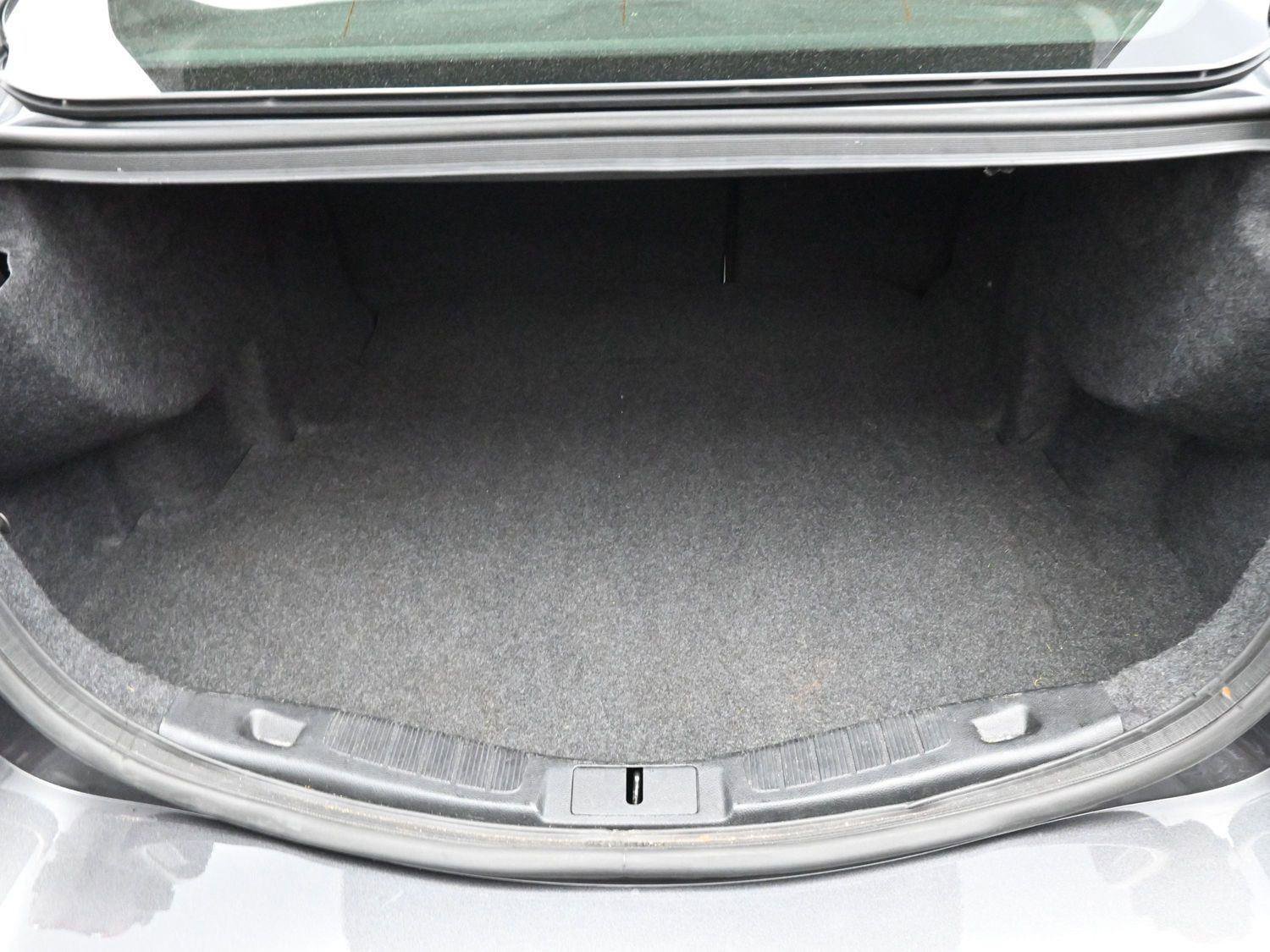 Used 2020 Ford Fusion S FWD image 9