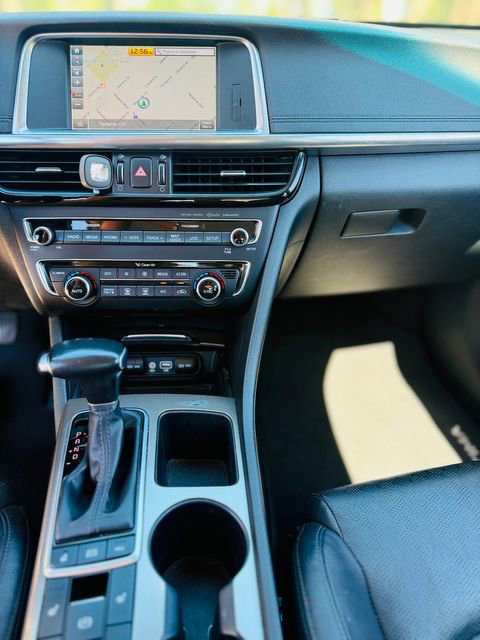 Used 2018 Kia Optima EX image 28