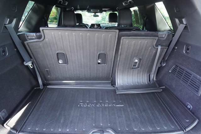 Used 2024 Nissan Pathfinder Rock Creek AWD/4WD image 29