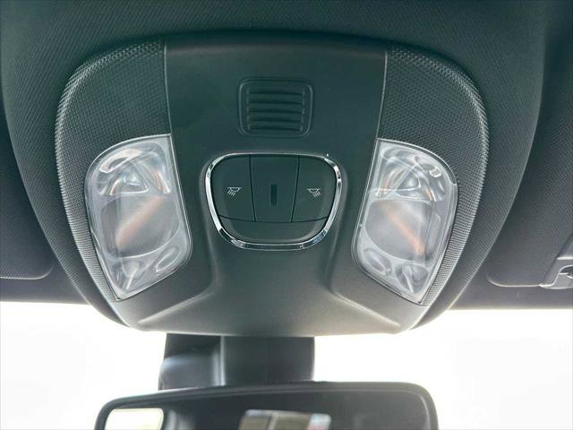 Used 2024 Jeep Compass Limited image 30