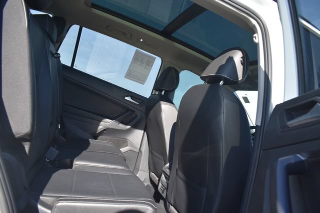 Used 2021 Volkswagen Tiguan SE FWD image 14