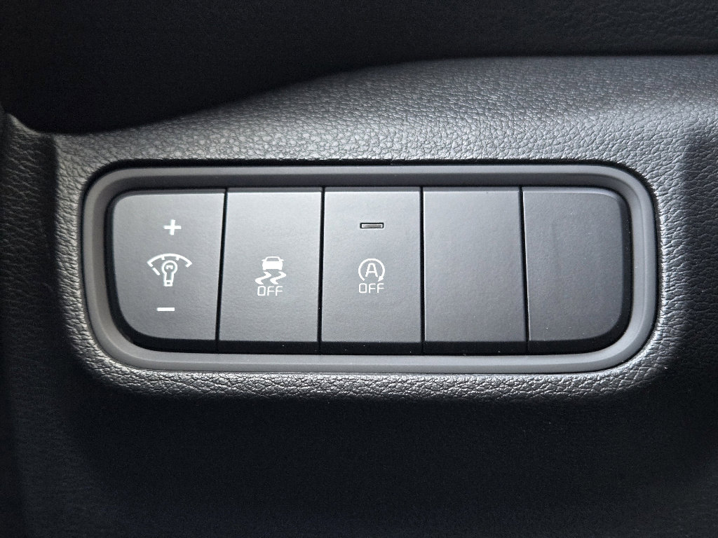 Certified 2025 Kia Soul S image 24